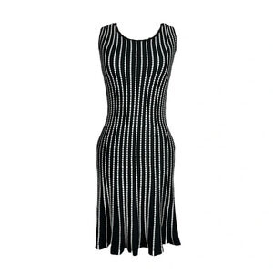 Max  Studio body hugging sleeveless stretch black white dress with bottom flare